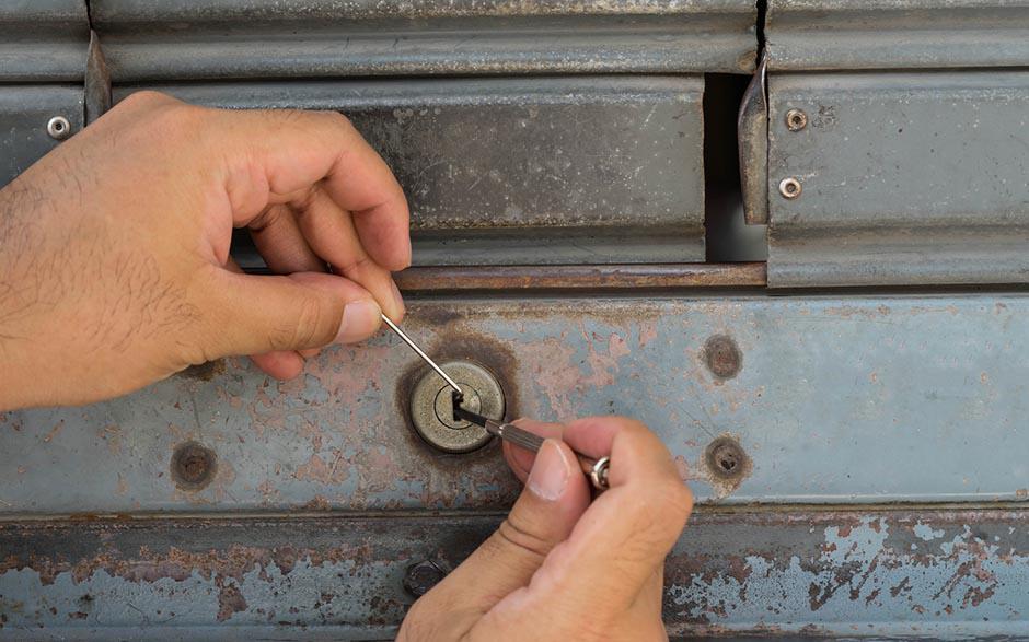 confiance serrurier prix changement serrure Courcouronnes
